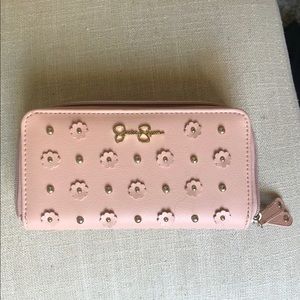 Jessica Simpson wallet
